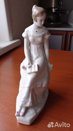 Фарфоровые статуэтки лфз