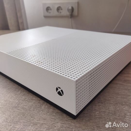 Xbox one s all digital edition 1 TB