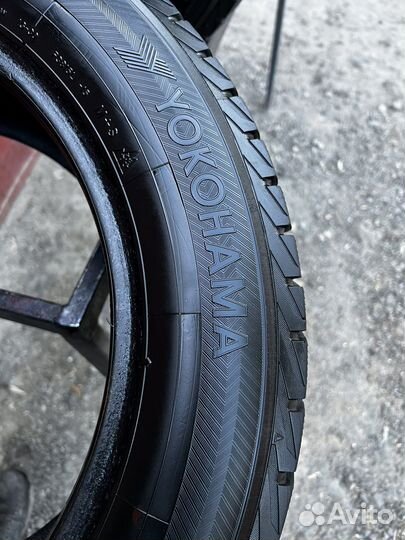 Yokohama Ice Guard IG30 215/60 R17 96Q