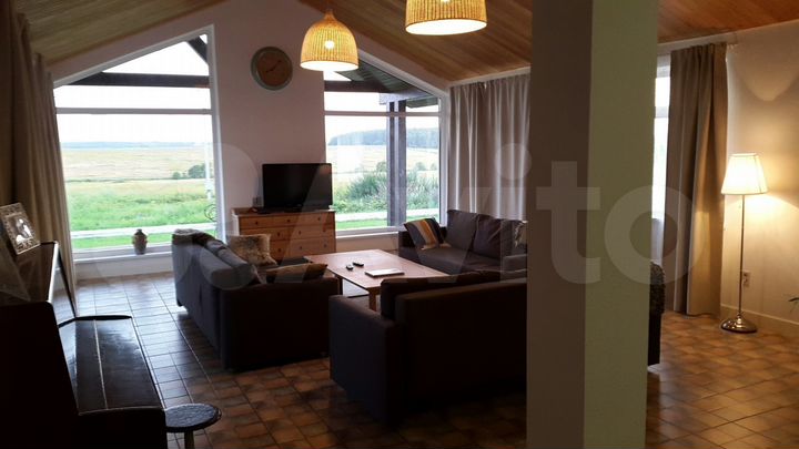 Коттедж 180 м² на участке 50 сот.