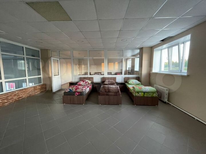 Комната 100 м², 2/2 эт.