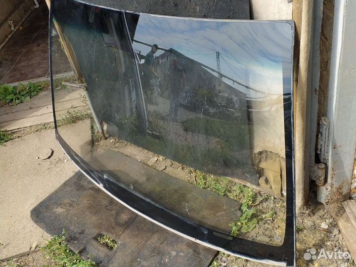 Лобовое стекло mitsubishi galant 9