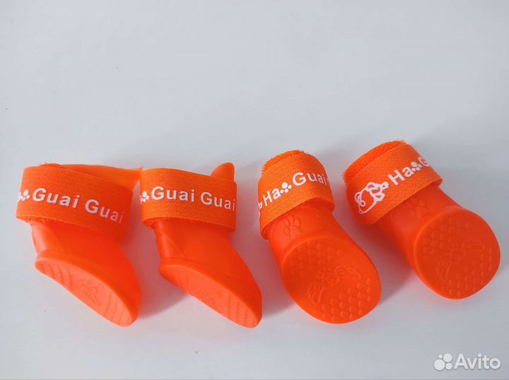 Разные ботинки для собаки размер S