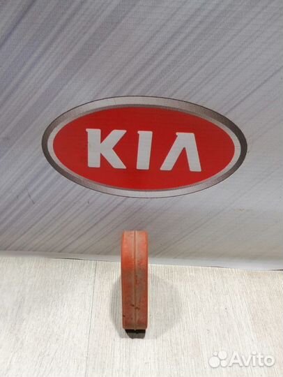 Кронштейн крепление глушителя Kia RIO 3