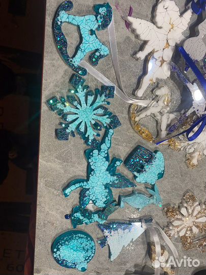 Елочные игрушки из эпоксидной смолы