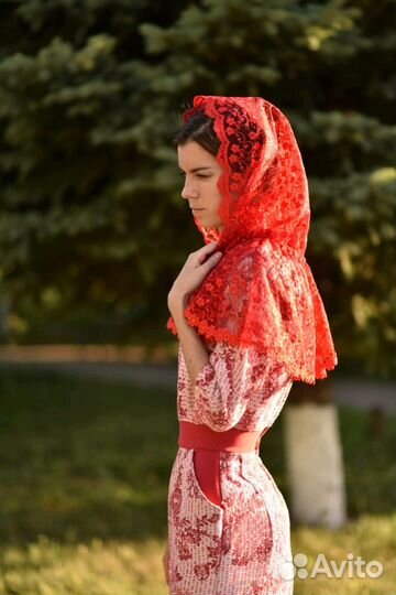 Платок неспадающий красный на крещение