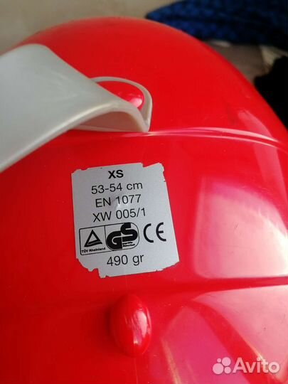 Горнолыжный шлем uvex