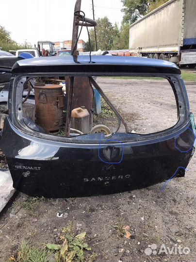 Крышка багажника renault sandero stepway 2