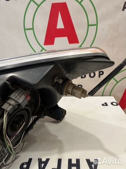 Фара передняя правая Dodge Caliber 2007