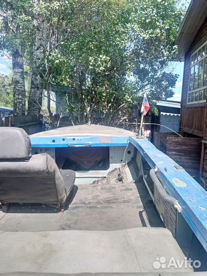 Моторная лодка