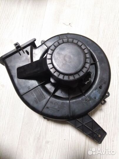 Моторчик печки шкода фабия 1