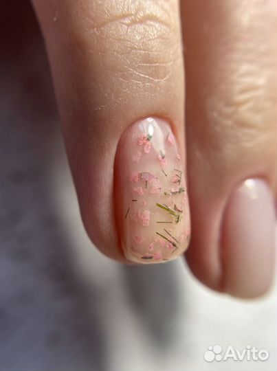 Маникюр, педикюр