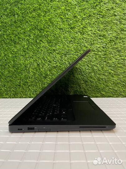 Ноутбук Dell latitude 5491