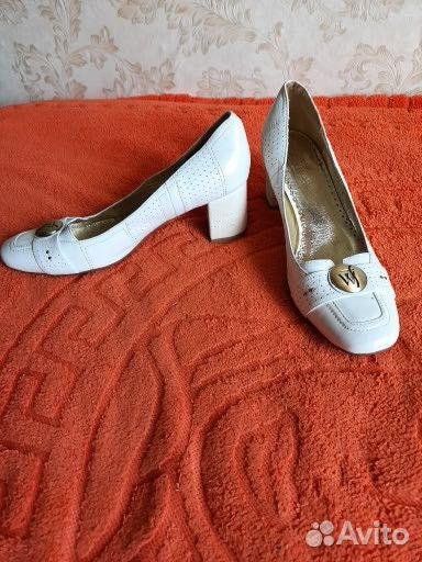 Женская кожаная обувь, мутоновая шуба