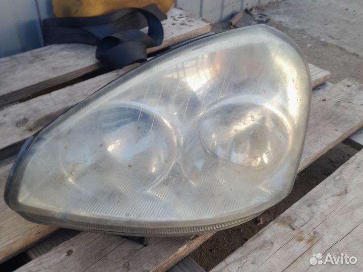 Фара правая левая передняя приора