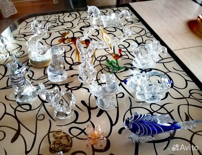 Фигурки из стекла