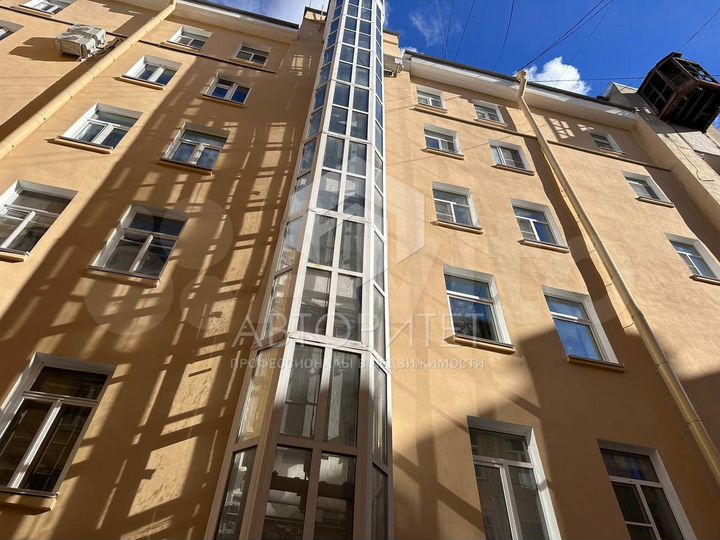 2-к. квартира, 37 м², 1/6 эт.