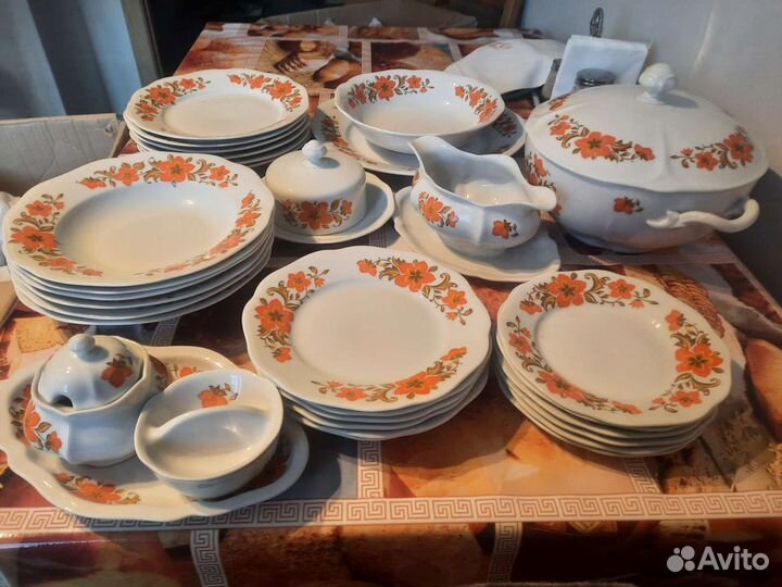 Столовый сервиз новый.Богемия