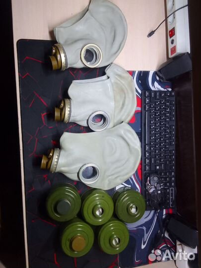 Противогазы