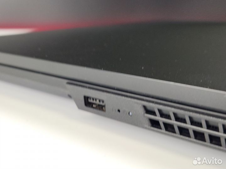 Lenovo Legion Y530 15 GTX 1060 i5-8300H 16GB/1TB