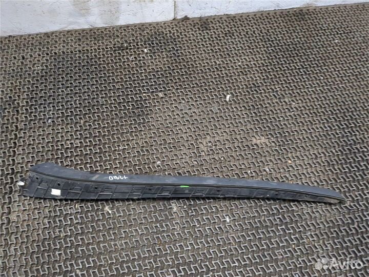 Молдинг стекла Seat Altea, 2009