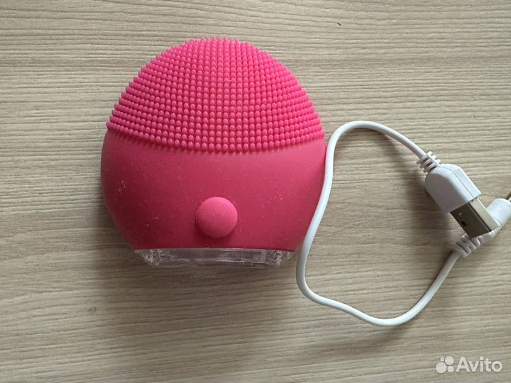 Массажер щеточка для лица