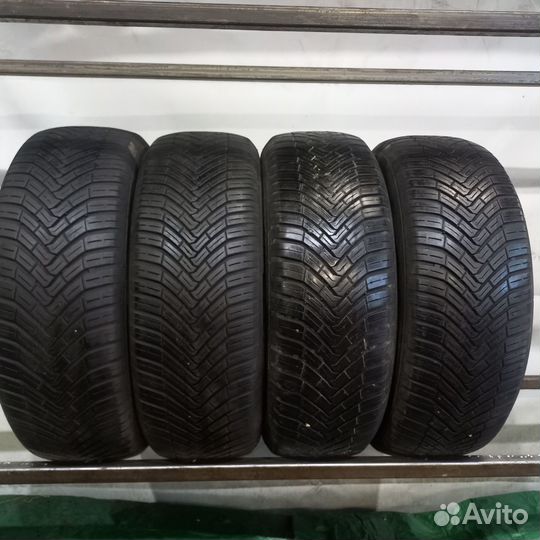 Continental AllSeasonContact 205/55 R16