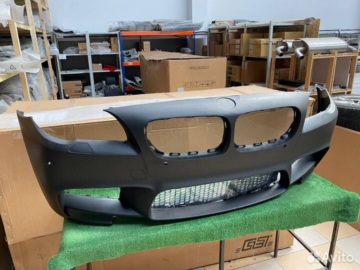 Млук передний бампер для BMW F10