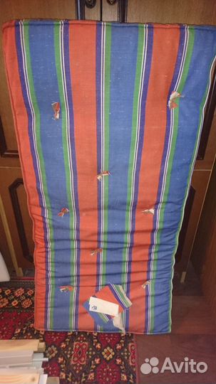 Детская кроватка с новым матрасом