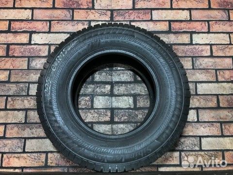 Matador MPS 500 Sibir Ice Van 225/70 R15