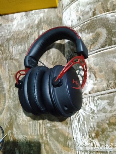 Игровые наушники HyperX Cloud Alpha Red