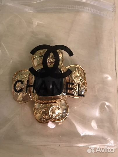 Броши chanel