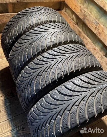 Sava Eskimo Stud 205/55 R16