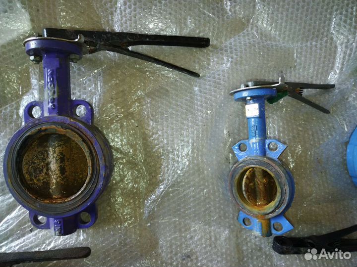 Дисковый поворотный затвор