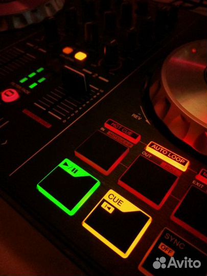 Диджей(Dj), ведущий, звук, свет, проектор караоке