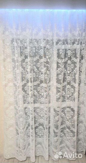 Тюль белоснежный, шторы