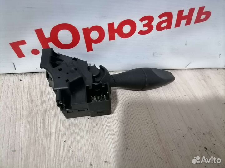 Подрулевой переключатель поворотов Ford Fiesta mk5