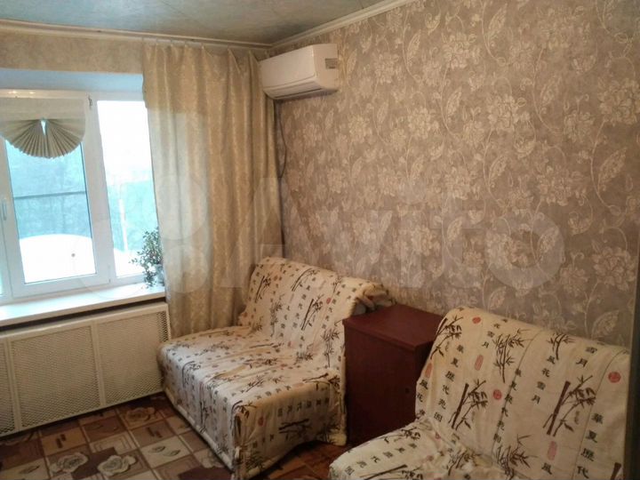 Комната 18 м² в 4-к., 4/5 эт.