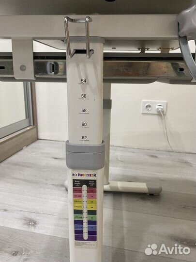 Детский стол и стул трансформер