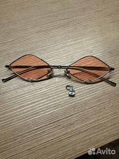 Солнцезащитные очки