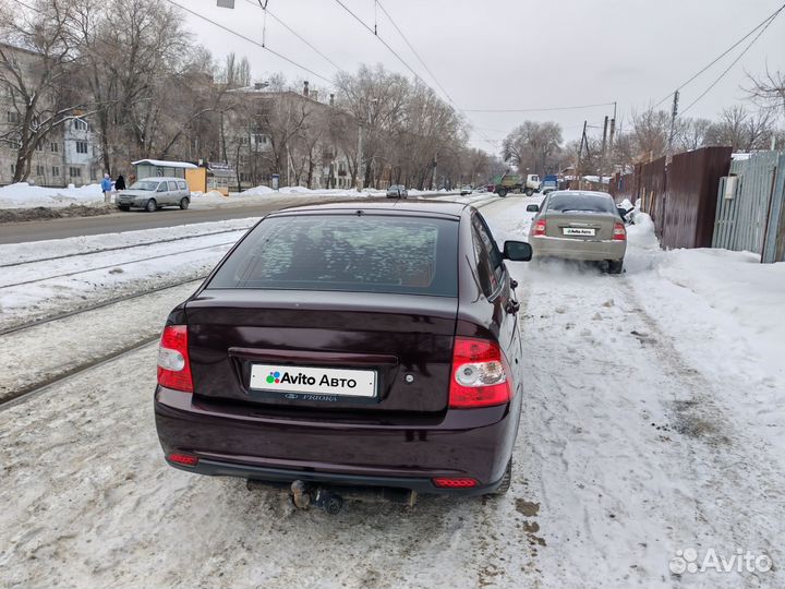 LADA Priora 1.6 МТ, 2011, 200 000 км
