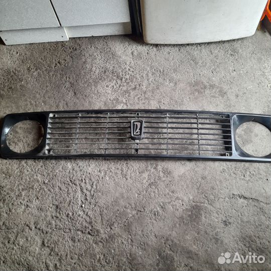 Решетка радиатора Нива 21213