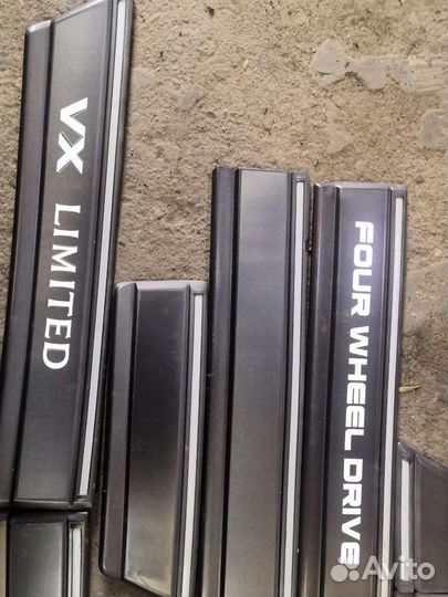 Молдинги дверей круйзер 80