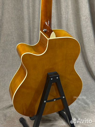 Акустическая гитара Elitaro E4010