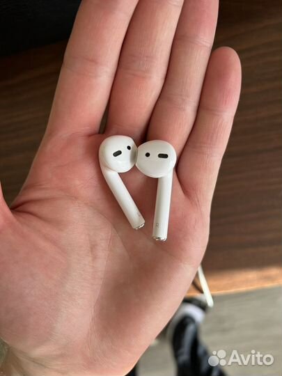 Airpods 2