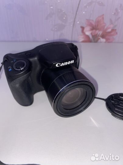 Компактный фотоаппарат canon