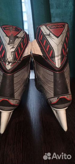 Хоккейные коньки bauer