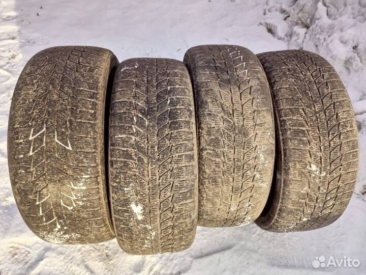 Triangle PL01 215/50 R17