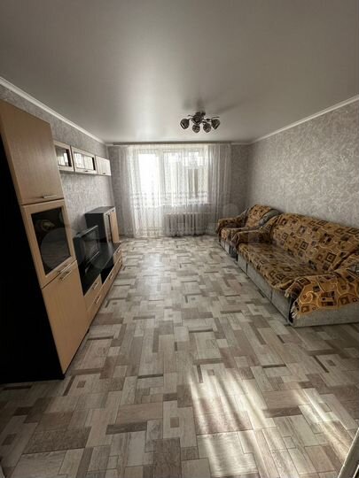3-к. квартира, 60 м², 2/5 эт.