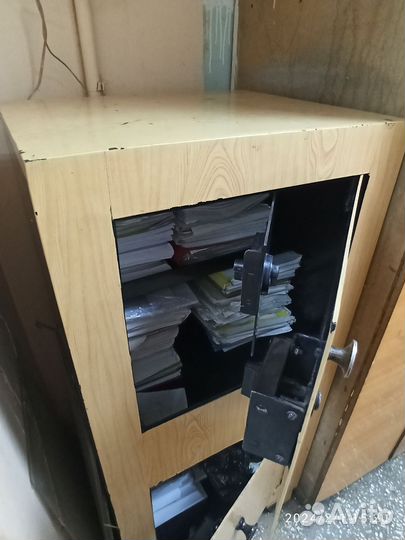 Сейф металлический бу